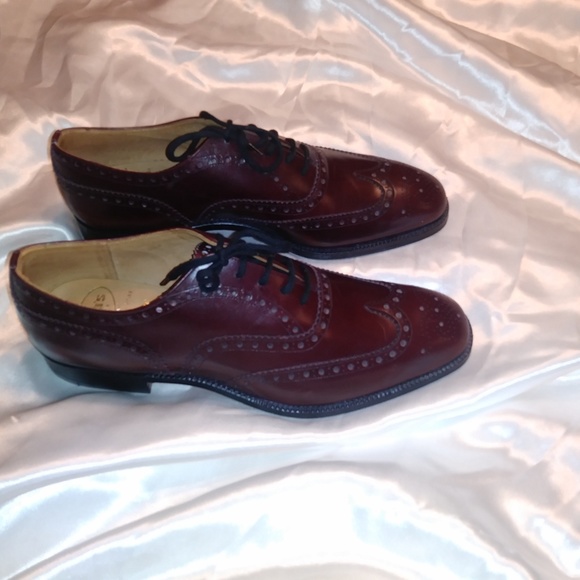 BRAND NEW CHURCH'S FAMOUS ENGLAND SHOES - Picture 2 of 3